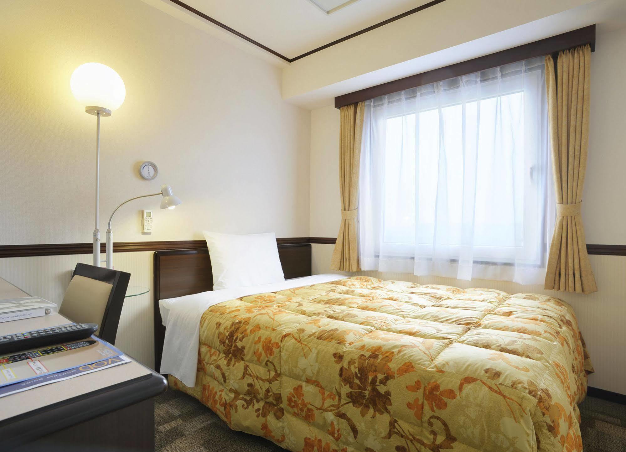 Toyoko Inn Takasaki Eki Nishi Guchi No 2 Exteriér fotografie